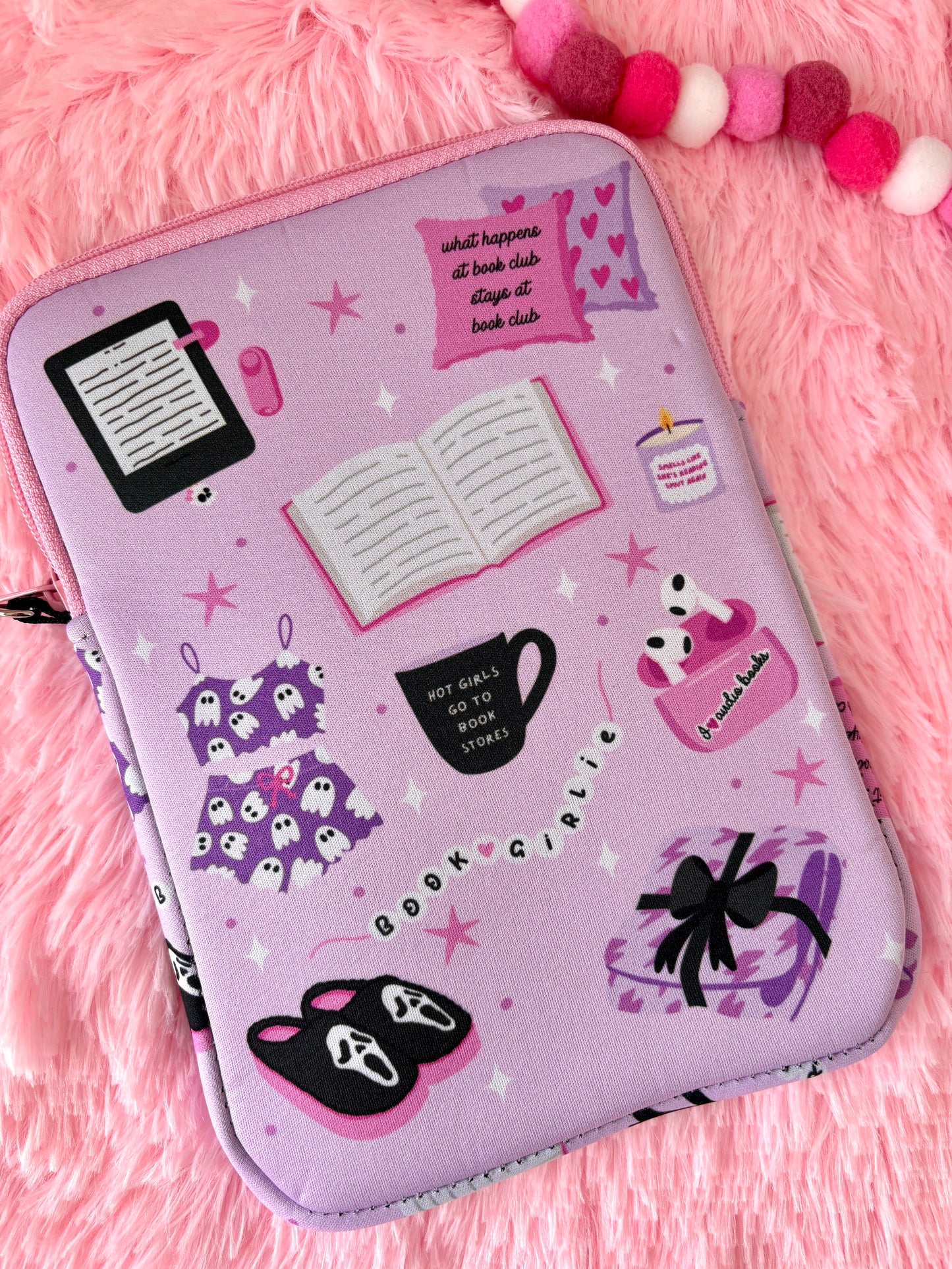 Funda literaria “Hot girls go to book stores❤️‍🔥"